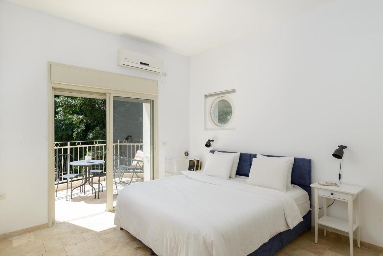 Апартаменты Adorable 2 Bedrooms W Bomb Shelter Next To The Тель-Авив